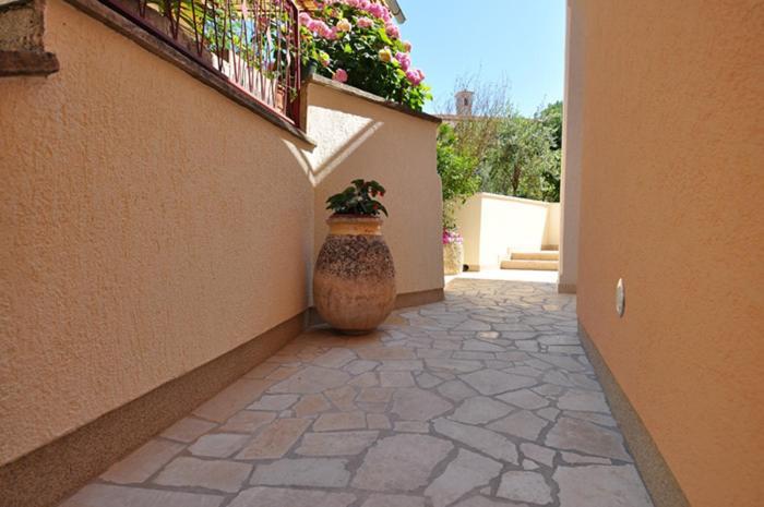 Ondina Apartment