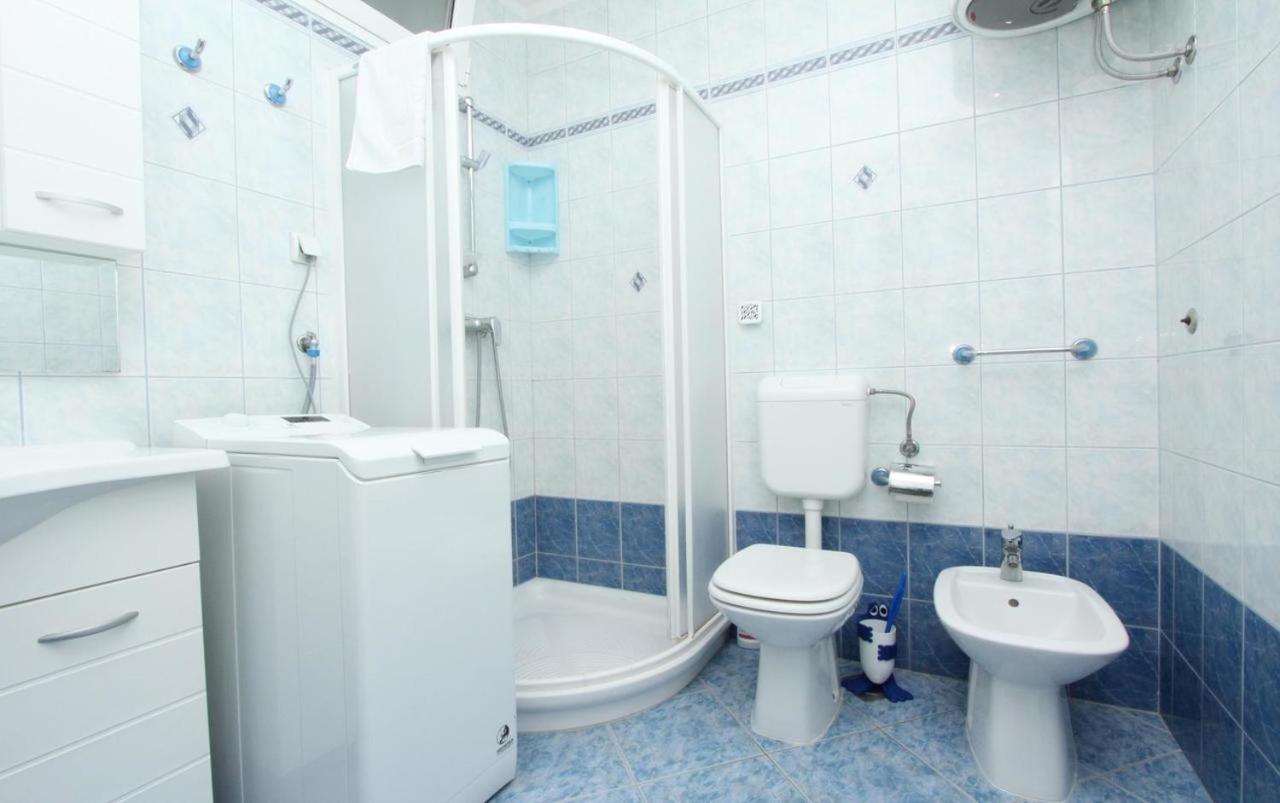 Ondina Apartment *